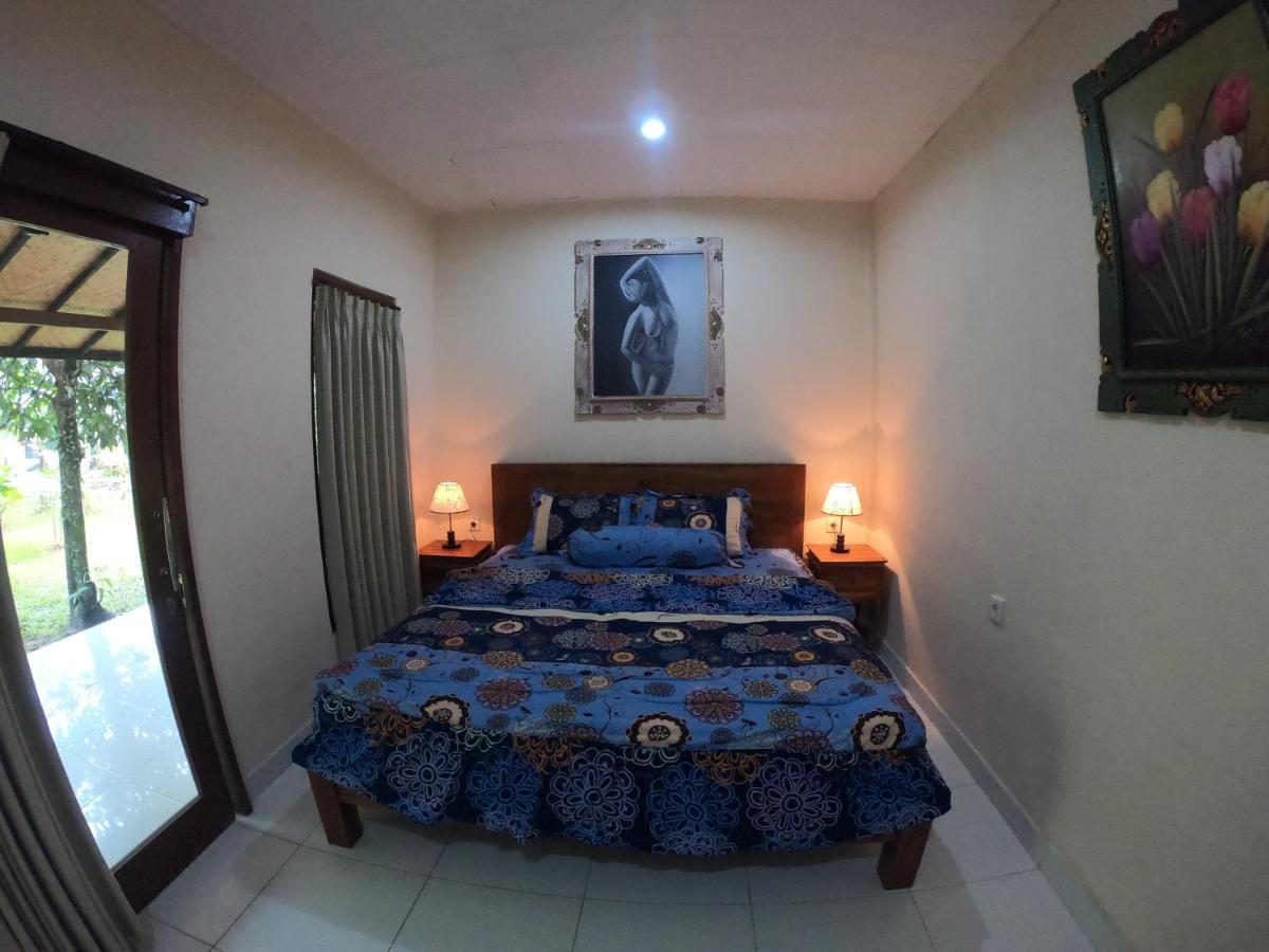 Honey Home Stay Canggu Buitenkant foto