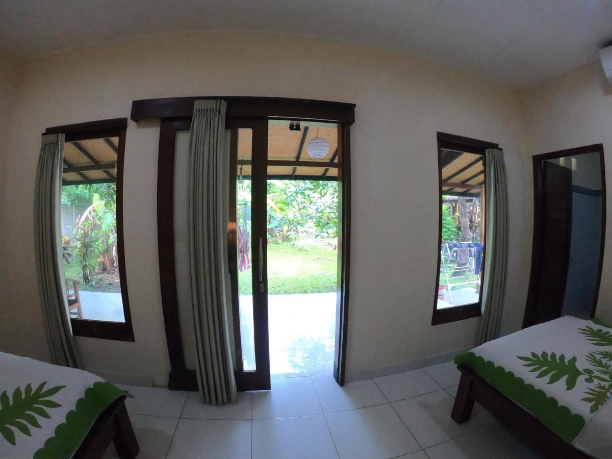 Honey Home Stay Canggu Buitenkant foto
