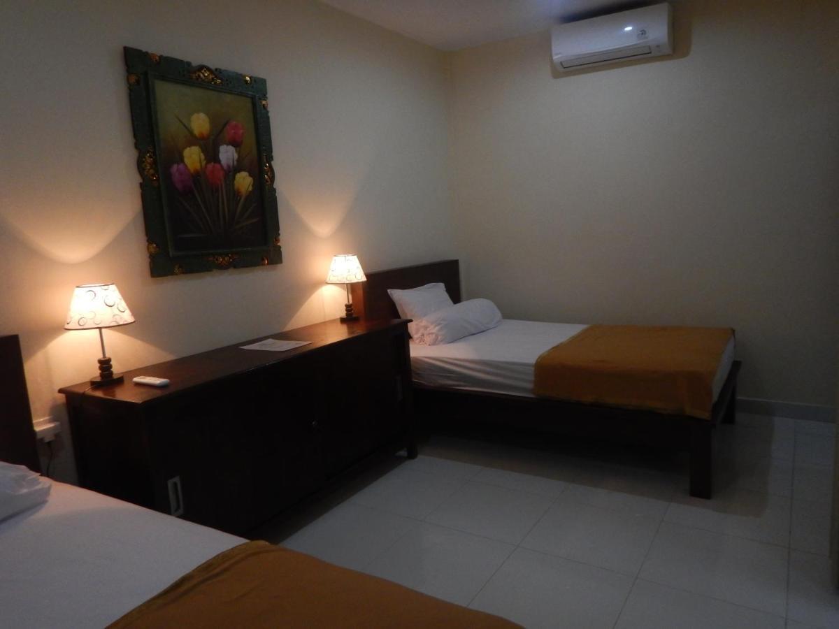 Honey Home Stay Canggu Buitenkant foto