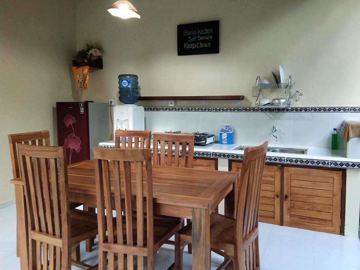 Honey Home Stay Canggu Buitenkant foto