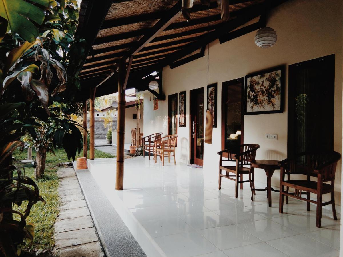 Honey Home Stay Canggu Buitenkant foto